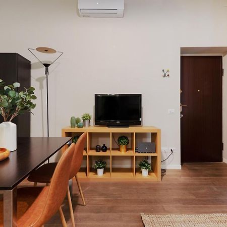 New & Cozy Apt In Porta Romana Milan Exterior photo